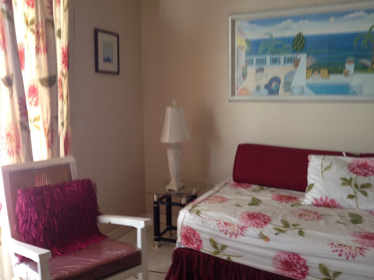 Montego Bay Club-Delux Seaside Condo Exterior photo