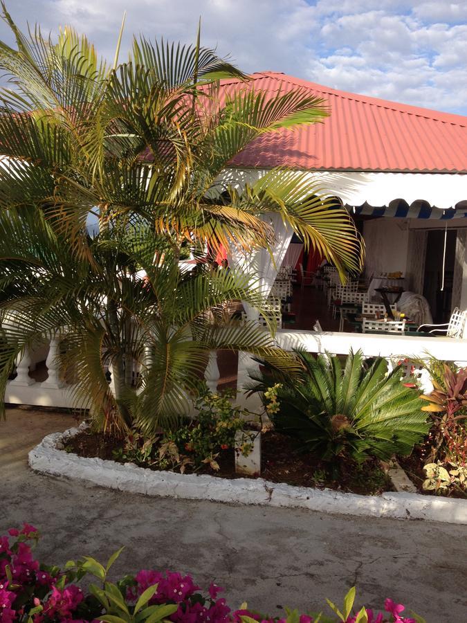 Montego Bay Club-Delux Seaside Condo Exterior photo